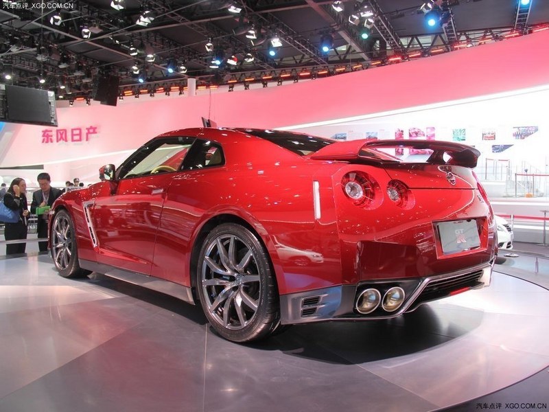 日产2015款gtr