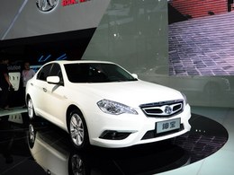 2012广州车展绅宝概念SUV实拍