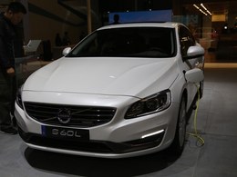 2015上海车展沃尔沃S60L混动