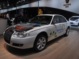 2012北京车展上海牌燃料电池轿车
